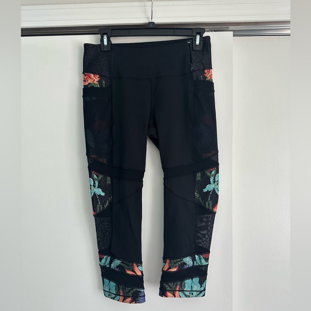 CALIA by Carrie Underwood Black Floral Leggings